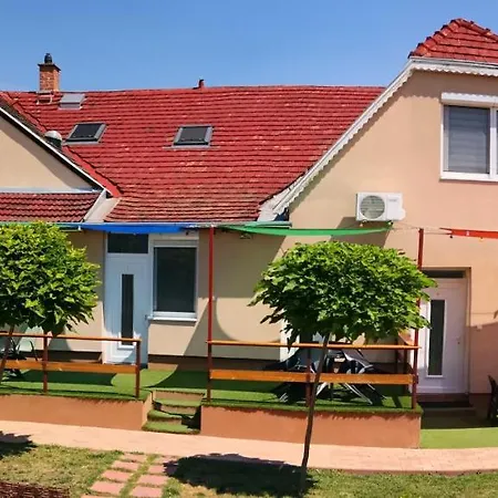 Apartment Garden *