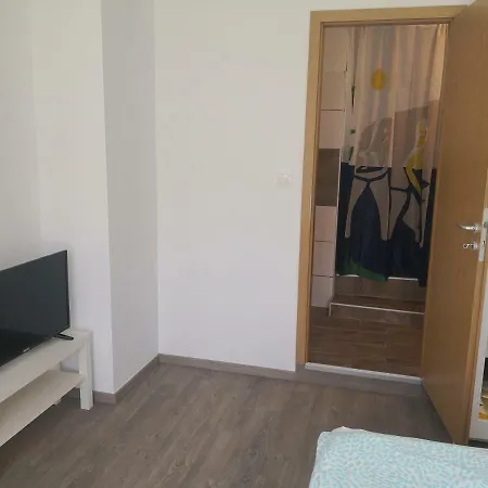 Garden Apartment