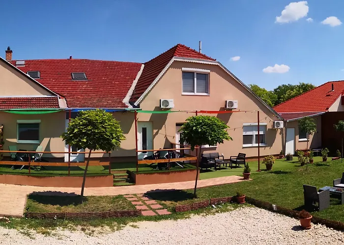 Garden * Budapesta